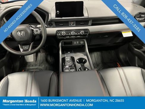 New 2025 Honda Pilot TrailSport image 17