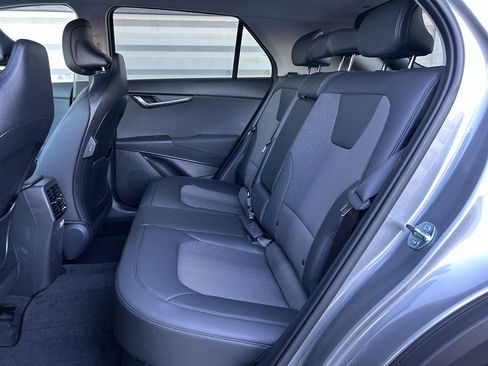 New 2025 Kia Niro EX image 12