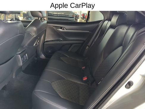 Used 2019 Toyota Camry XSE image 27