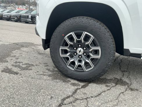 New 2026 Chevrolet Colorado Z71 image 10