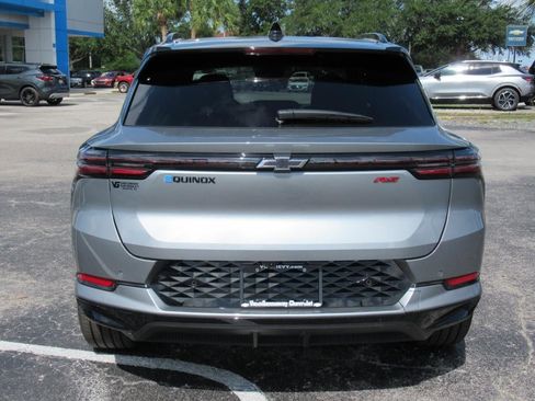 New 2025 Chevrolet Equinox EV RS image 5