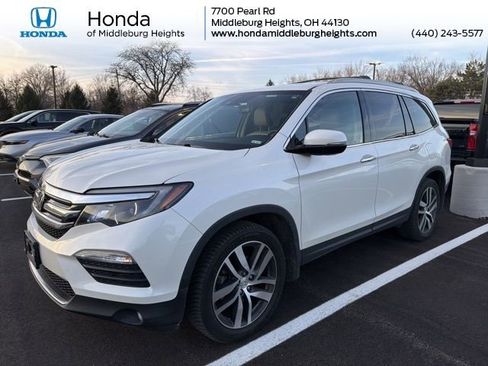 Used 2018 Honda Pilot Touring image 1