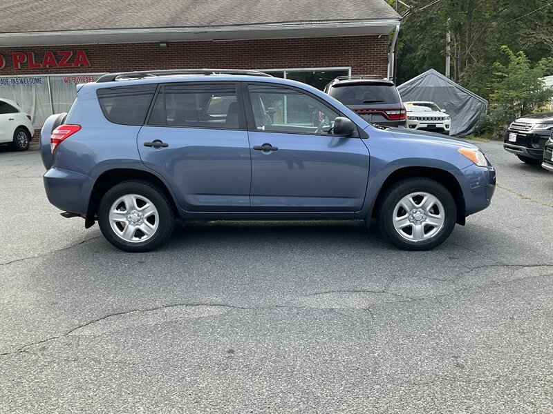 Used 2012 Toyota RAV4 4WD w/ Value Pkg image 4