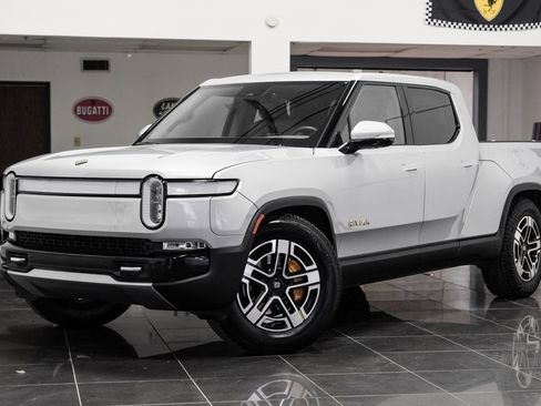 Used 2022 Rivian R1T Launch Edition image 8