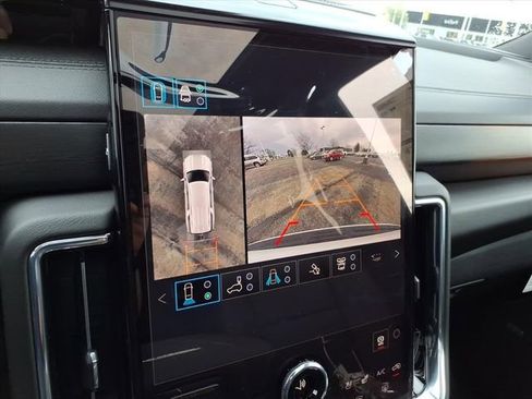 New 2026 GMC Yukon XL Denali w/ Denali Reserve Package image 34