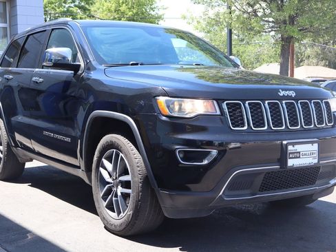 Used 2019 Jeep Grand Cherokee Limited AWD/4WD image 6