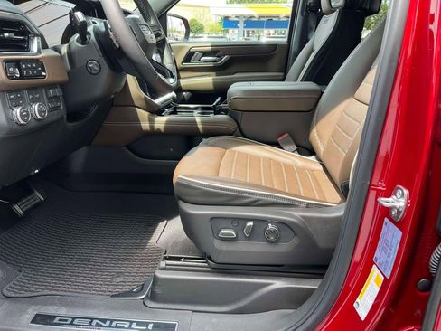 New 2026 GMC Yukon Denali Ultimate AWD/4WD image 26