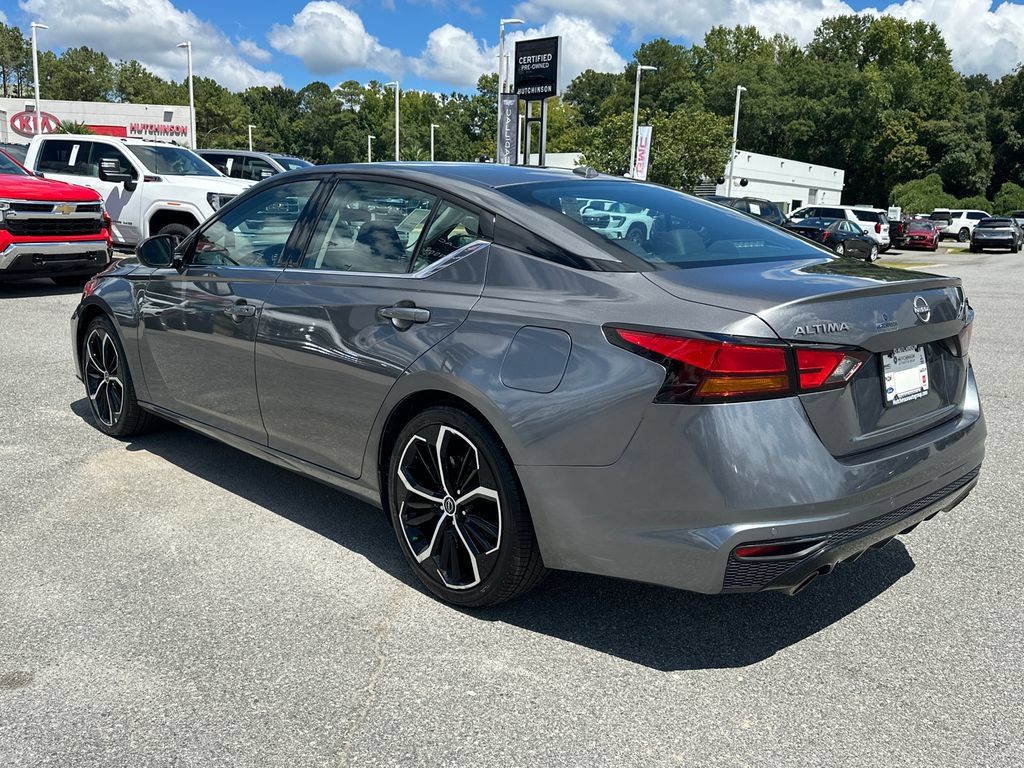 Used 2025 Nissan Altima 2.5 SR FWD image 5