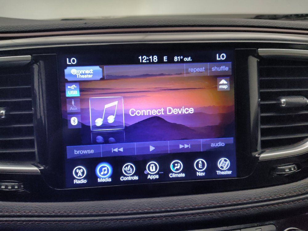 Used 2017 Chrysler Pacifica Limited FWD image 25