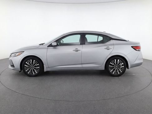 Used 2024 Nissan Altima 2.5 SV FWD image 5