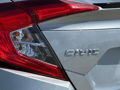 Used 2020 Honda Civic Sport image 32