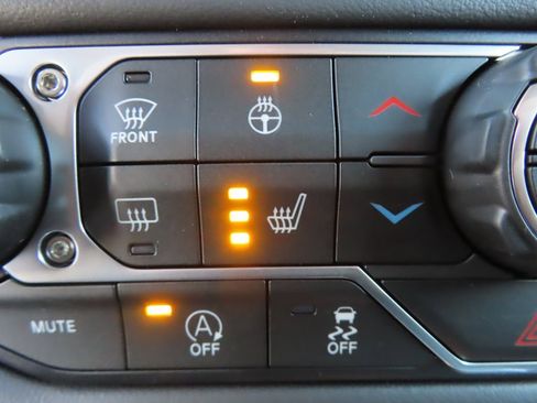 New 2026 Jeep Gladiator Mojave w/ Safety Group image 11