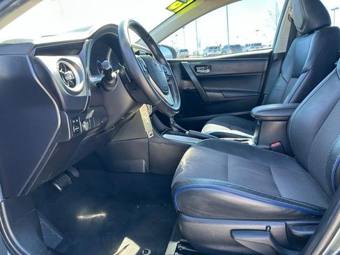 Used 2018 Toyota Corolla SE image 23