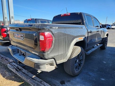 Used 2024 GMC Canyon Elevation image 4