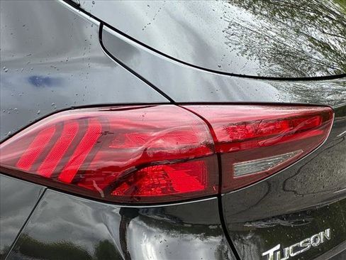 Used 2021 Hyundai Tucson Sport w/ Cargo Package AWD/4WD image 11