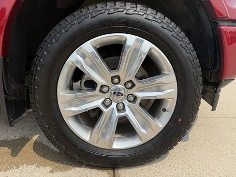 Used 2018 Ford F150 Platinum w/ Equipment Group 701A Luxury AWD/4WD image 10