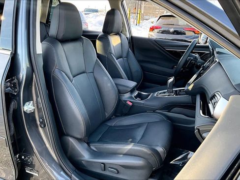 Used 2023 Subaru Outback Touring image 9