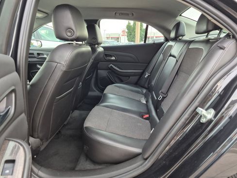 Used 2015 Chevrolet Malibu LT FWD image 25