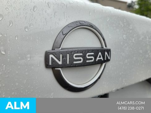 Used 2024 Nissan Sentra SV FWD image 11