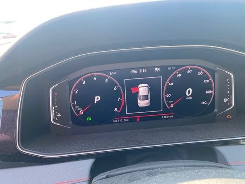 Used 2025 Volkswagen Jetta GLI Autobahn FWD image 12