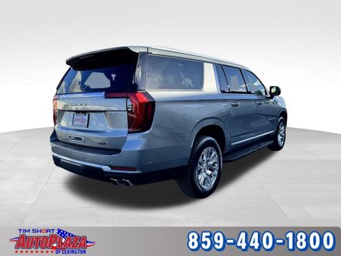 Used 2025 GMC Yukon XL Denali AWD/4WD image 10