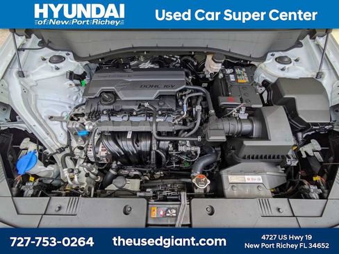 Certified 2025 Hyundai Kona SEL FWD image 13