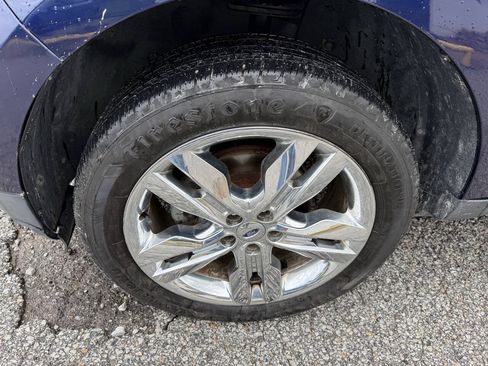 Used 2011 Ford Edge Limited w/ 302A Rapid Spec Order Code FWD image 9