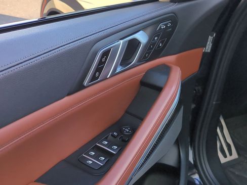 Used 2023 BMW X6 M50i w/ Parking Assistance Package image 14