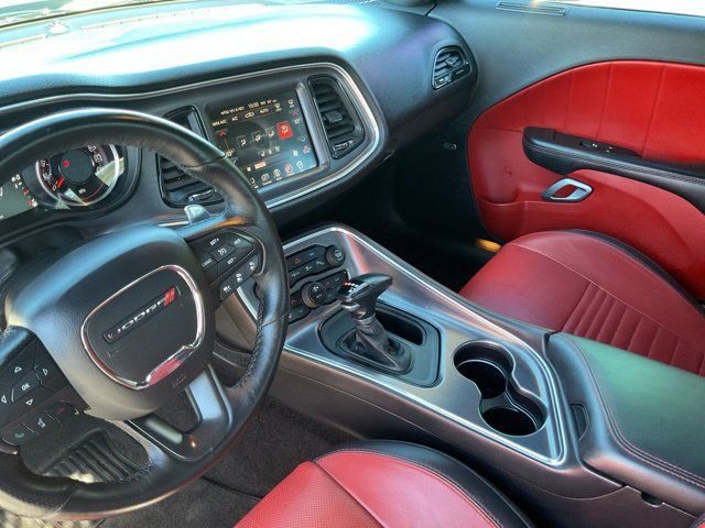 Used 2016 Dodge Challenger R/T Scat Pack RWD image 16
