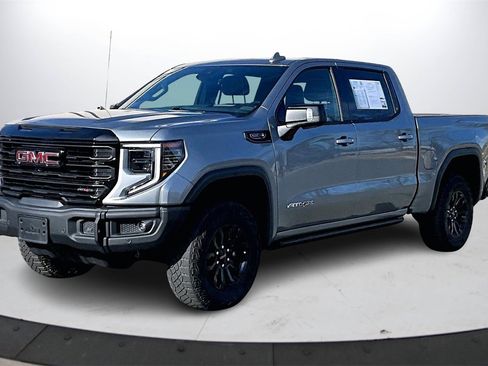 Used 2023 GMC Sierra 1500 AT4X image 4