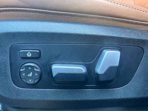 Used 2024 BMW X5 sDrive40i w/ Premium Package RWD image 13