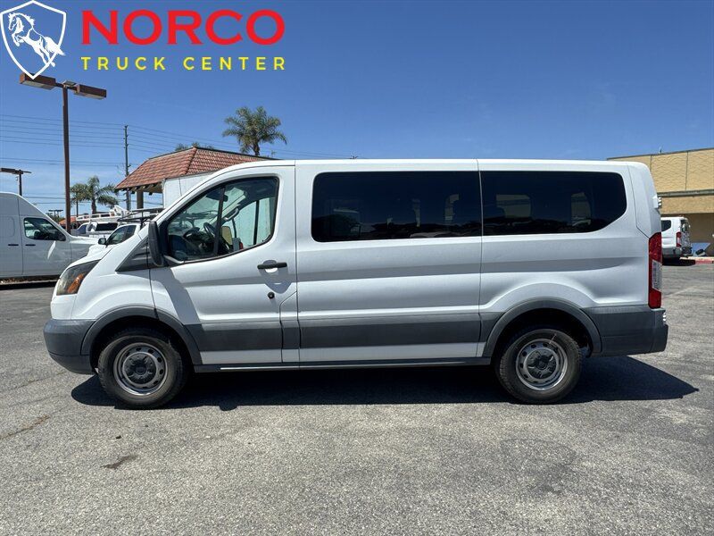 Used 2017 Ford Transit 150 XL RWD image 6