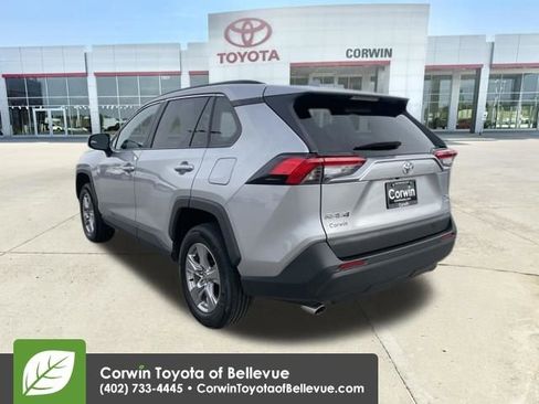 Used 2025 Toyota RAV4 XLE image 3