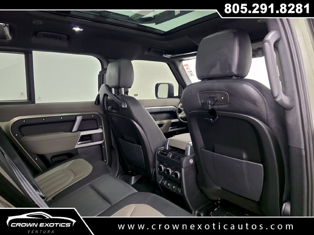 Used 2022 Land Rover Defender 110 X-Dynamic SE AWD/4WD image 13