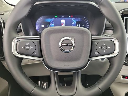 New 2026 Volvo XC40 B5 Plus w/ Protection Package Premier image 20