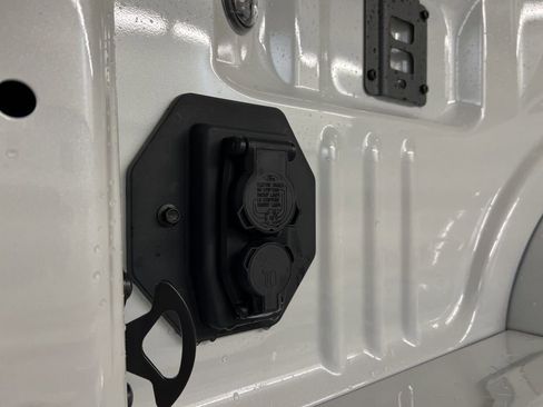 New 2026 Ford F250 Platinum image 42