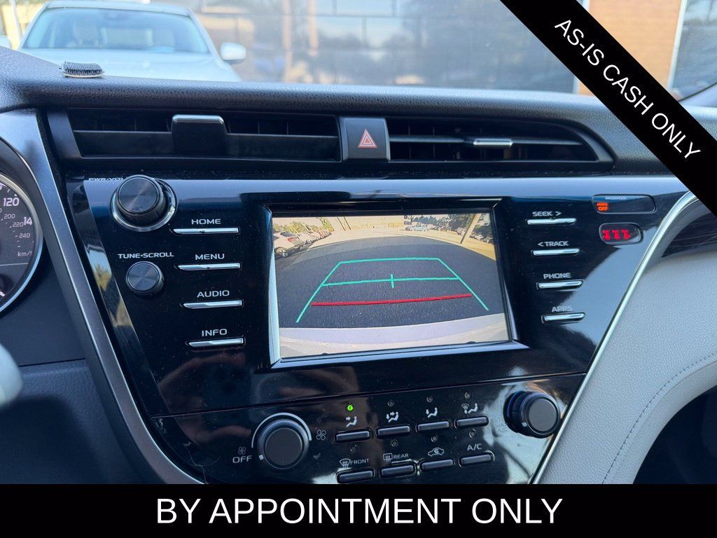 Used 2018 Toyota Camry LE FWD image 19