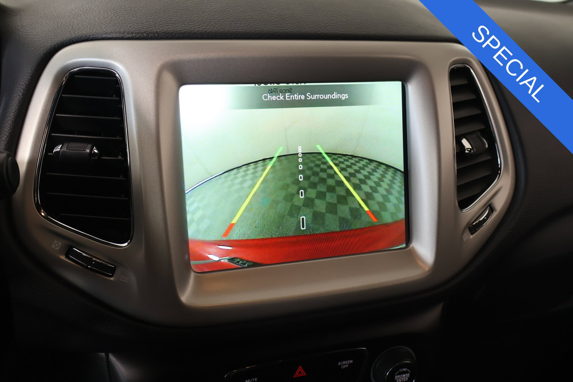 Used 2021 Jeep Compass Latitude FWD image 6