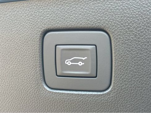 New 2026 Buick Envista Sport Touring w/ Convenience I Package FWD image 32
