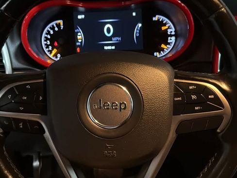 Used 2020 Jeep Grand Cherokee Limited w/ Luxury Group II AWD/4WD image 9