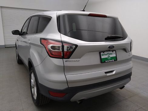 Used 2017 Ford Escape SE AWD/4WD image 6