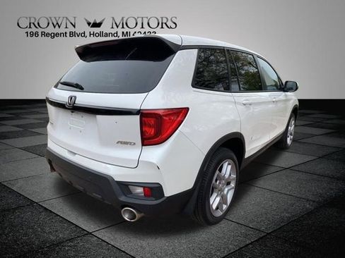 Used 2025 Honda Passport EX-L image 11