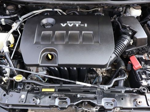 Used 2010 Toyota Matrix image 44