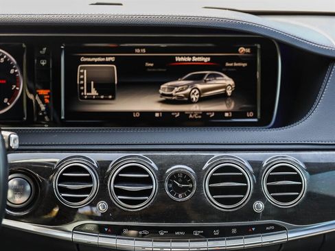 Used 2016 Mercedes-Benz S 550 Sedan image 19