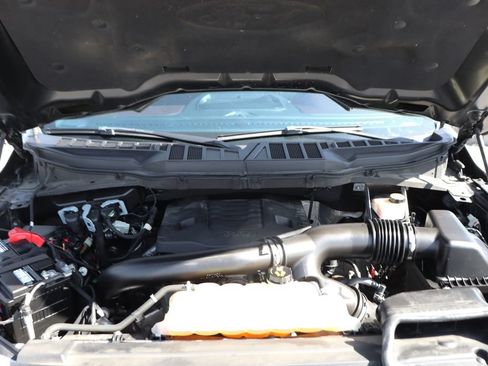 Used 2021 Ford F150 Lariat w/ Equipment Group 502A High AWD/4WD image 12