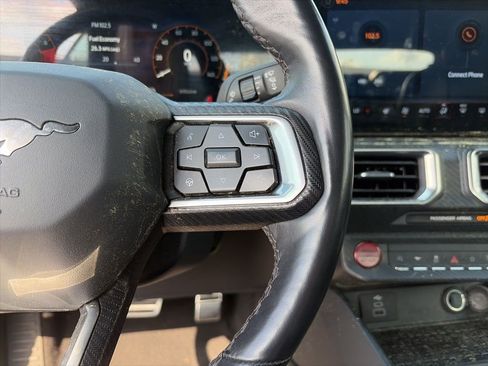 Used 2024 Ford Mustang Premium image 18