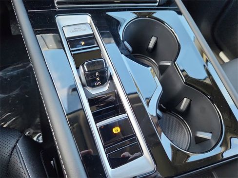 New 2026 Volkswagen Atlas SE image 14