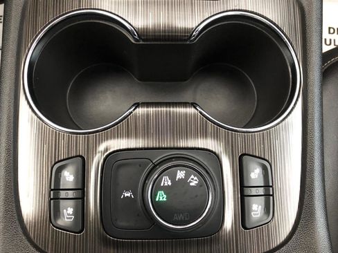 Used 2020 GMC Acadia SLT w/ Driver Alert Package II AWD/4WD image 20