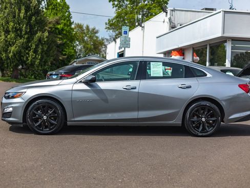 Used 2024 Chevrolet Malibu LT FWD image 11