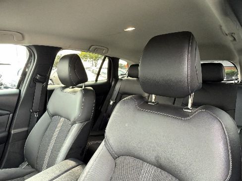 Certified 2025 MAZDA CX-50 AWD 2.5 S w/ Select Package image 15